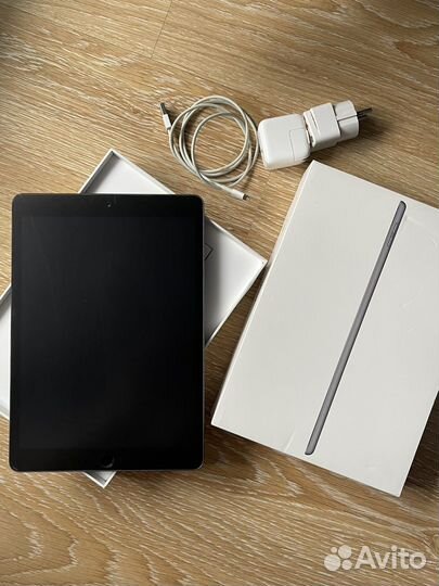 iPad 7 32gb + apple pencil 1 + чехол