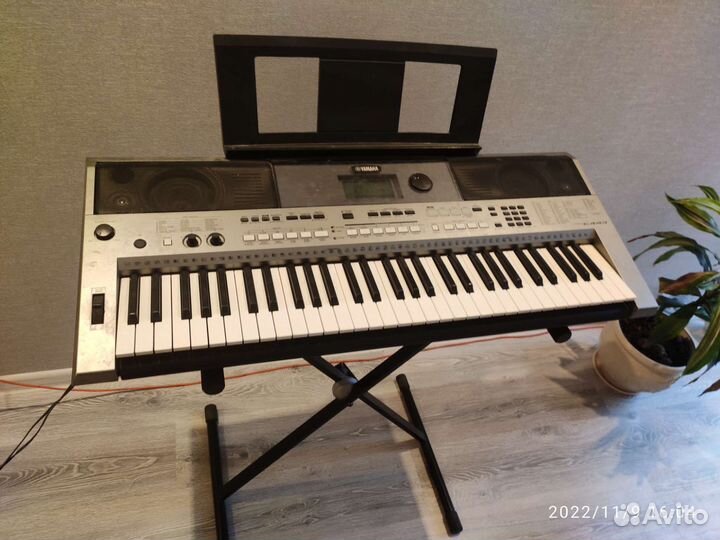 Синтезатор yamaha psr e443