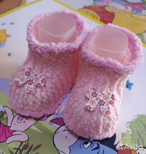 Шапочка и пинетки на выписку