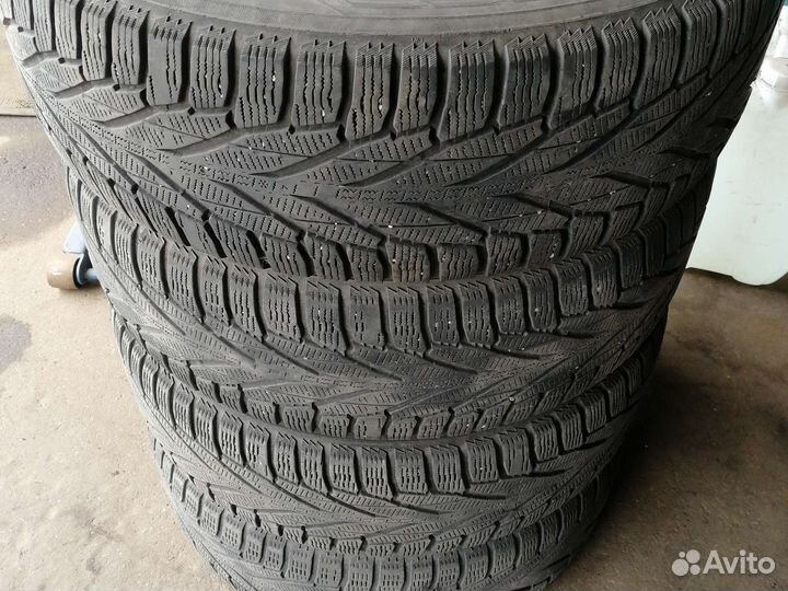 Nokian Tyres Hakkapeliitta R2 SUV 225/65 R17 106R