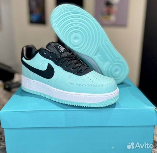 Nike Air Force x Tiffany