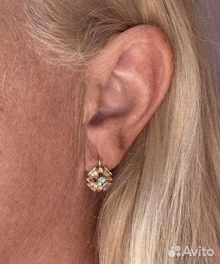 Золотые серьги