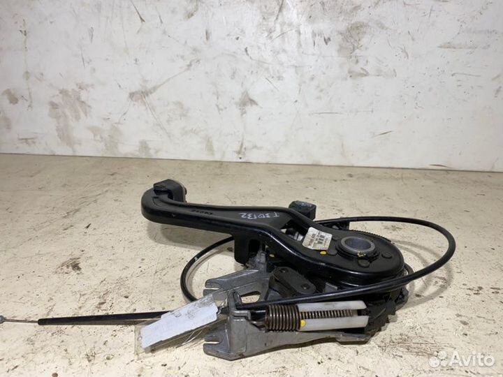 Рычаг стояночного тормоза Mercedes Benz W164