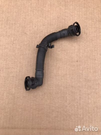 Трубка картерных газов VW Tiguan 2.0TDI