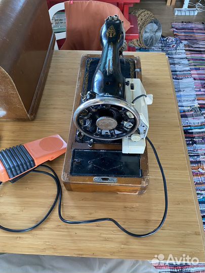 Швейная машина Подольск с электроприводом