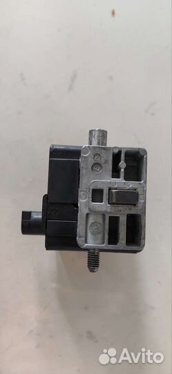 E0160400 Valeo 8200604932 электроблокировка руля