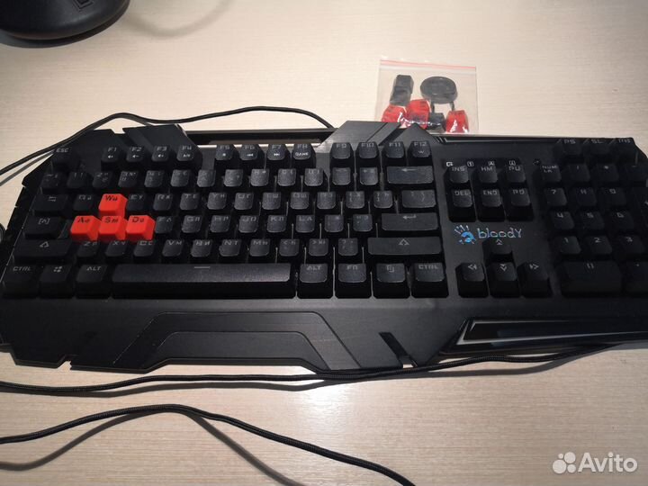 Игровая механическая клавиатура