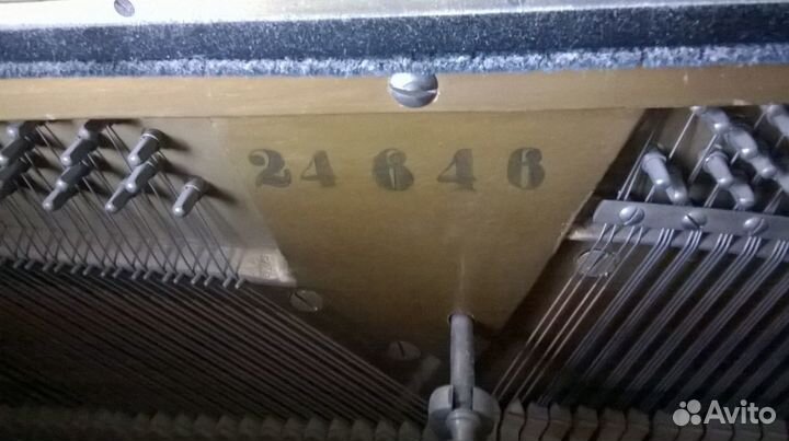 Антикварное пианино W. Gutzeit Berlin. W