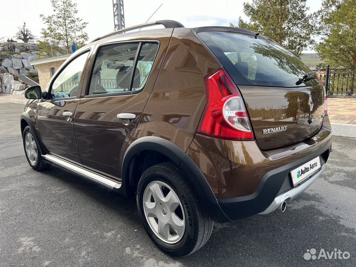 Renault Sandero Stepway 1.6 МТ, 2013, 107 000 км