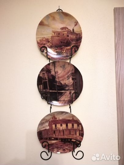 Сувенирные тарелки