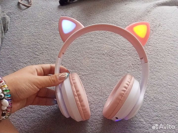 Беспроводные наушники новые