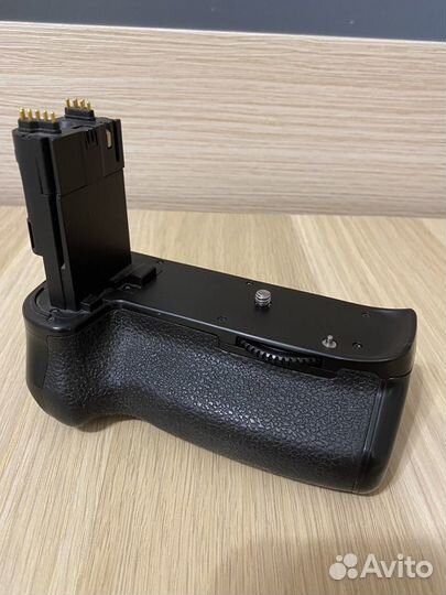 Батарейниый блок для Canon 6d