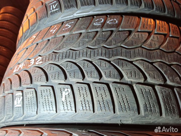 Bridgestone Blizzak LM-32 215/45 R20