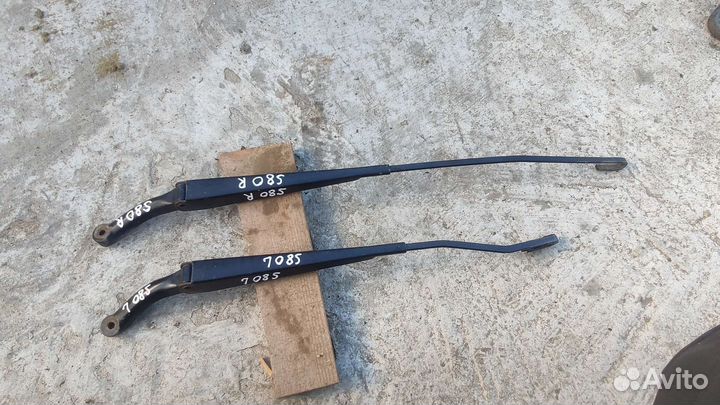 Поводок дворника Volvo S80 поводки стеклоочистител