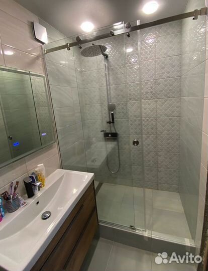 Душевой уголок