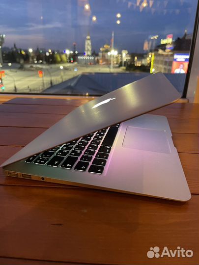 Macbook air 13-inch