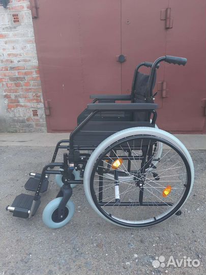 Инвалидная коляска новая