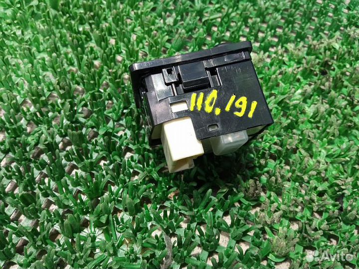 Блок управления зеркалами Toyota Fortuner