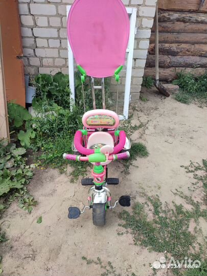 Детский велосипед с ручкой
