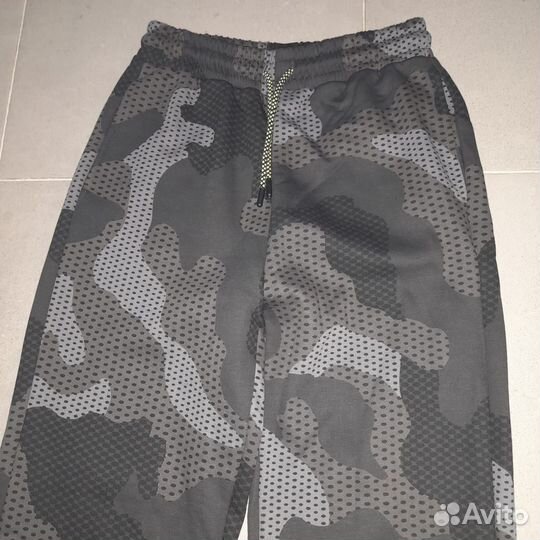 Спортивные штаны новые утепленные
