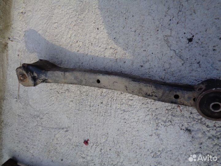 Митсубиси Паджеро 3 и 4. Рычаг задний продольный L