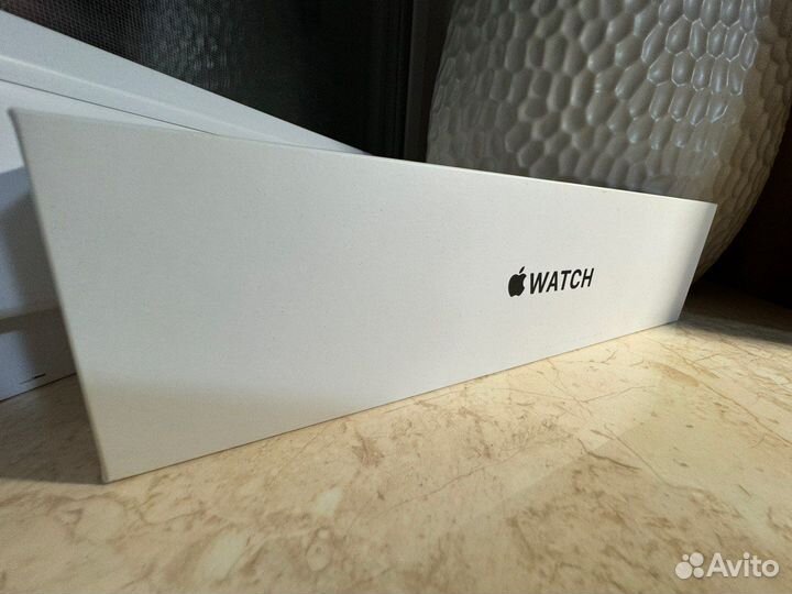 Apple Watch SE 44 Второго поколения