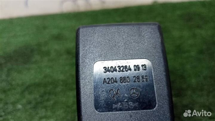 Ответная часть ремня безопасности Mercedes Benz W