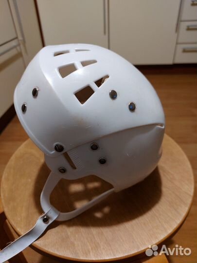 Шлем хоккейный 