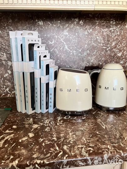 Чайник электрический smeg