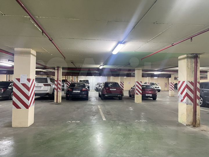 Машиноместо