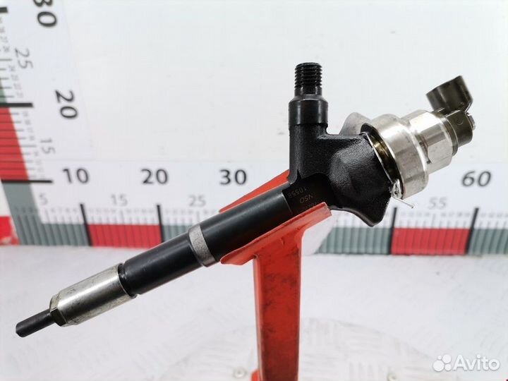 Форсунка Opel Zafira 2 (B) 2008 98433634