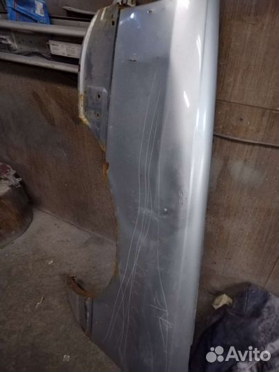 Крыло переднее левое audi 80 b3