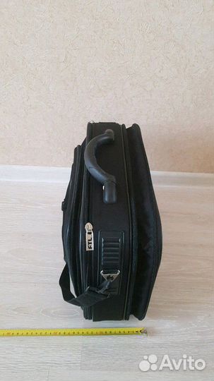 Сумка дорожная. Размер 42 см, 32 см, 14 см. Новая