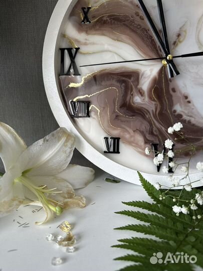 Часы из эпоксидной смолы