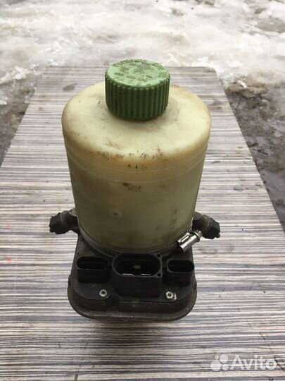 Моторчик стеклоподъемника передний левый Пассат Б6