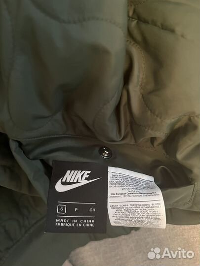 Бомбер Nike двухсторонний
