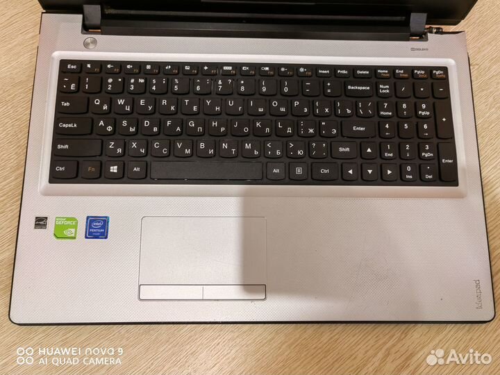 Бюджетный ноутбук для игр Lenovo 300