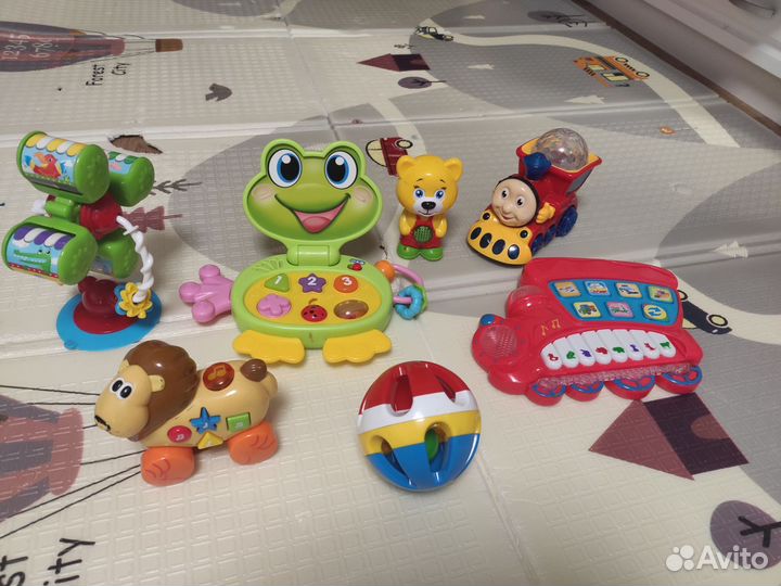 Развивающие игрушки пакетом