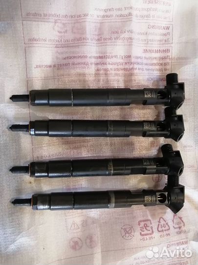 Топливная форсунка Мерседес Спринтер 906 2.2 651