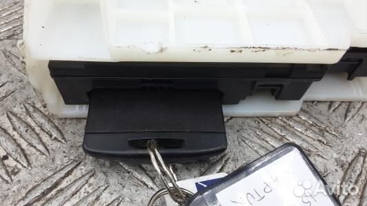 Замок зажигания renault captur (HDN25J101)