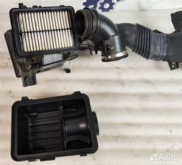 Корпус воздушного фильтра Honda Fit GK3 L13B 2017