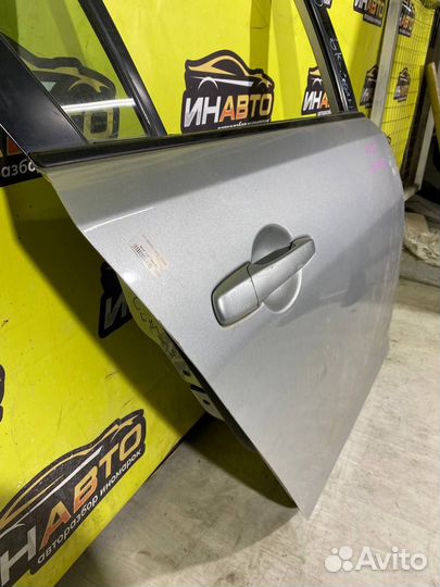 Задняя правая дверь mazda 3 bk седан