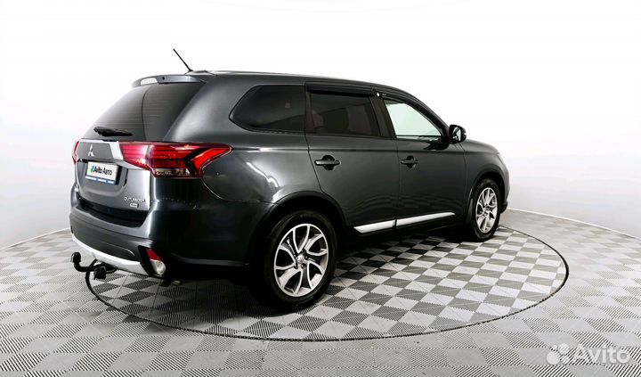 Mitsubishi Outlander 2.0 CVT, 2016, 136 093 км