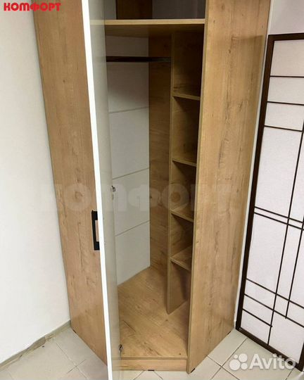 Шкаф угловой