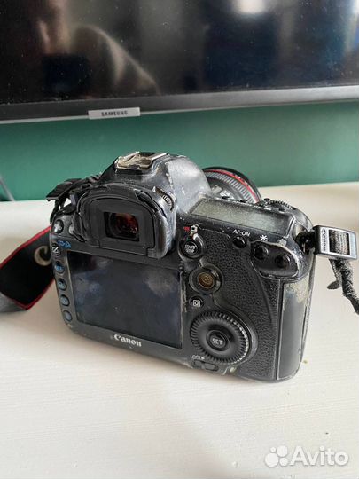 Зеркальный фотоаппарат 5d mark III