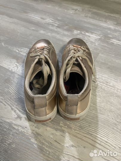 Кроссовки ted baker золотые/розовые