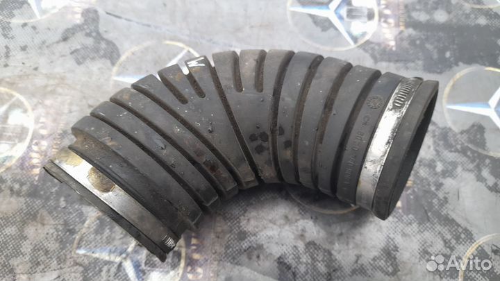 Мерседес E-Класс Патрубок впускного коллектора