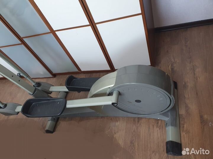 Эллиптический тренажер Torneo C-505 Stella