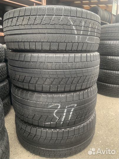 Bridgestone Blizzak VRX 235/45 R18