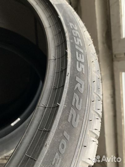 Pirelli P Zero PZ4 265/35 R22